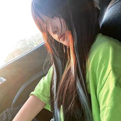 她来到我身边 在线观看封面