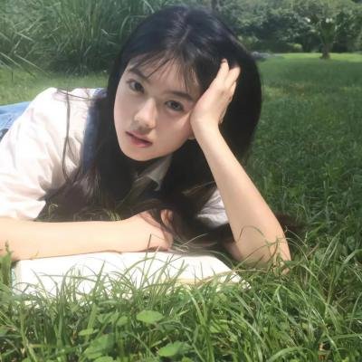 诗人与我的不浪漫周记 在线观看封面