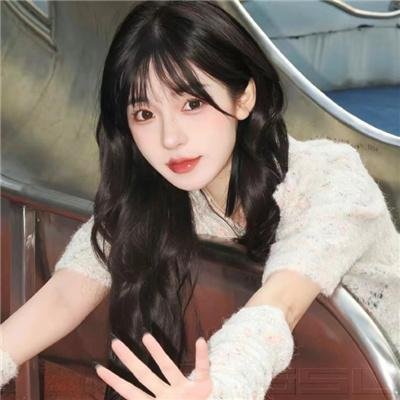 赤裸的公务员 在线观看封面